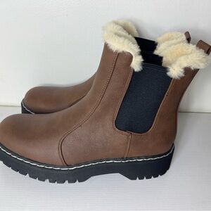 Portland Women’s Size 10 Brown Faux Leather Sherpa Lined Ankle Chelsea Boots
